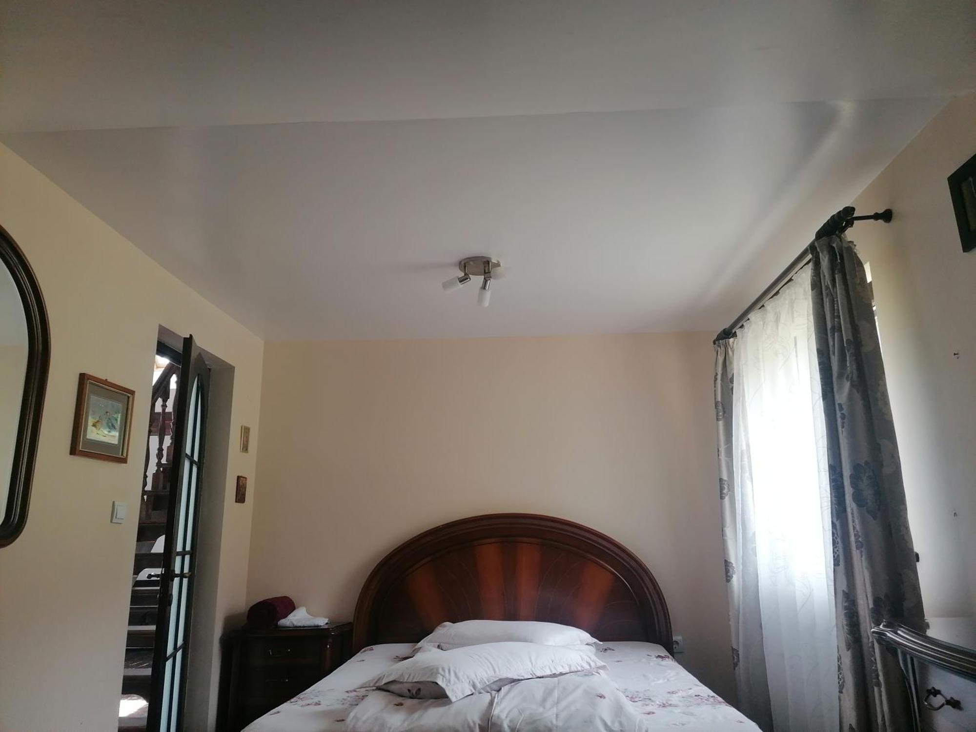 Pensiunea Casa Fierarul Din Bucovina Vatra Moldoviţei Zimmer foto