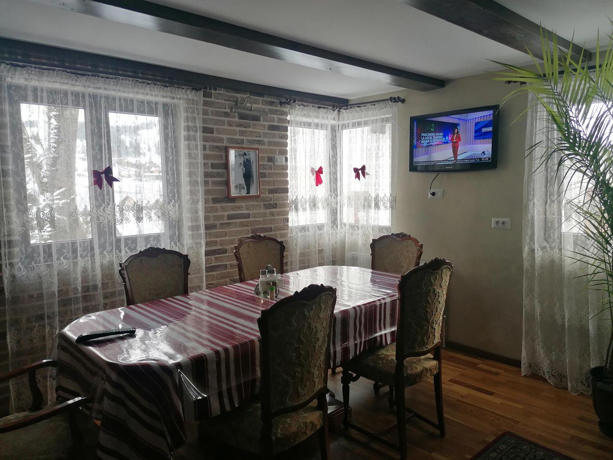 Pensiunea Casa Fierarul Din Bucovina Vatra Moldoviţei Zimmer foto